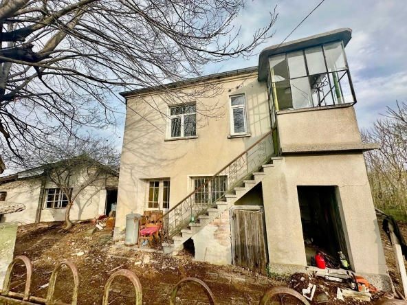 Къща в с. Черни връх, Област Бургас - 175 кв.м за 463 €/кв.м - Снимка #1