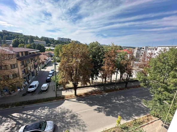 Двустаен апартамент в Габрово, Център - 62 кв.м за 394 €/кв.м - Снимка #1