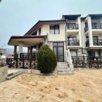 Къща в с. Кошарица, Област Бургас - 315 кв.м за 486 €/кв.м - Снимка #1