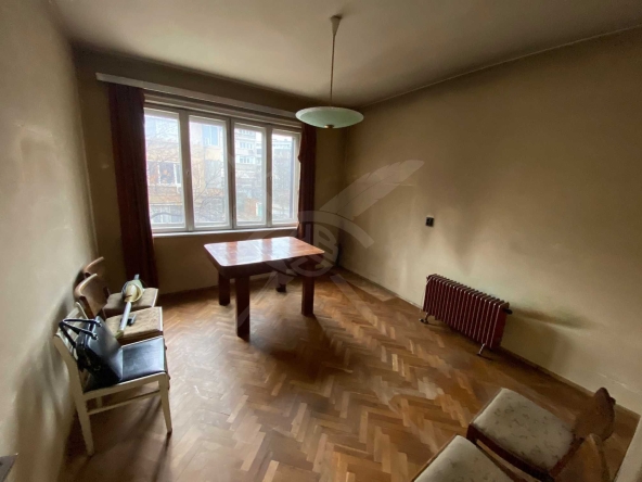 Многостаен апартамент в Пловдив, Съдийски - 100 кв.м за 867 €/кв.м - Снимка #1