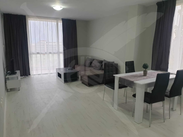 Дава се под наем Двустаен апартамент в Свети Влас - 60 кв.м за 648.21 € - Снимка #1