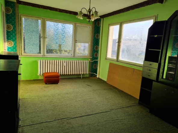 Двустаен апартамент в Плевен, Широк център - 60 кв.м за 1217 €/кв.м - Снимка #1