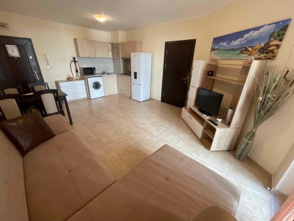 Дава се под наем Едностаен апартамент в Несебър - 60 кв.м за 350 € - Снимка #1