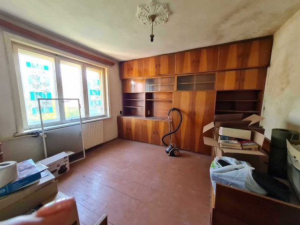 Тристаен апартамент в Плевен, Идеален център - 100 кв.м за 1288 €/кв.м - Снимка #1