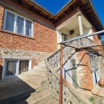 Къща в с. Крепост, Област Хасково - 330 кв.м за 186 €/кв.м - Снимка #1