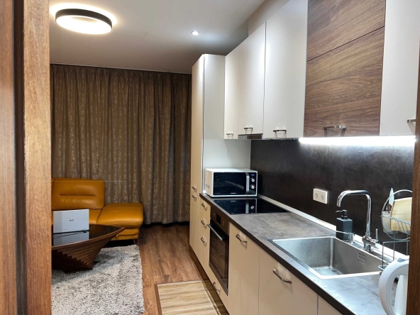 Тристаен апартамент в София, Младост 1 - 70 кв.м за 3500 €/кв.м - Снимка #1