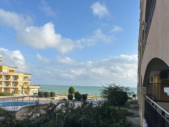 Тристаен апартамент в Ахелой - 95 кв.м за 655 €/кв.м - Снимка #1
