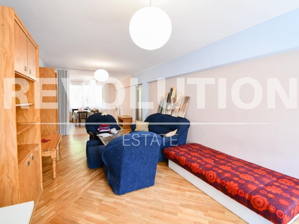 Дава се под наем Тристаен апартамент в София, Медицинска академия - 120 кв.м за 750 € - Снимка #1