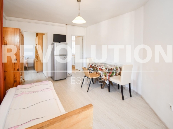 Дава се под наем Етаж от къща в София, Симеоново - 40 кв.м за 450 € - Снимка #1