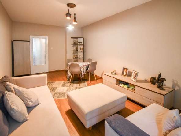 Тристаен апартамент в София, Люлин 7 - 93 кв.м за 1613 €/кв.м - Снимка #1