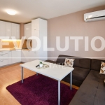 Дава се под наем Двустаен апартамент в София, Левски Г - 51 кв.м за 400 € - Снимка #1