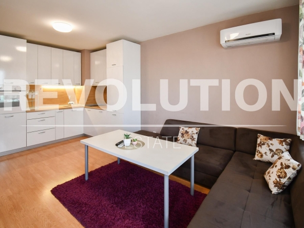 Дава се под наем Двустаен апартамент в София, Левски Г - 51 кв.м за 400 € - Снимка #1