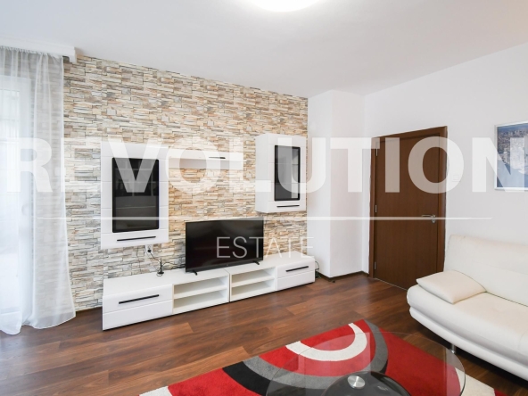 Дава се под наем Тристаен апартамент в София, Лозенец - 84 кв.м за 818 € - Снимка #1