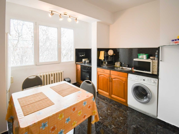 Дава се под наем Двустаен апартамент в София, Хаджи Димитър - 75 кв.м за 373.83 € - Снимка #1