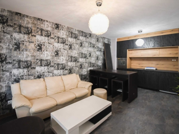 Дава се под наем Двустаен апартамент в София, Мусагеница - 65 кв.м за 408.51 € - Снимка #1