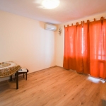 Дава се под наем Двустаен апартамент в София, Горна баня - 50 кв.м за 298.86 € - Снимка #1