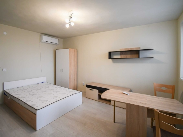 Дава се под наем Едностаен апартамент в София, Банишора - 30 кв.м за 323.85 € - Снимка #1