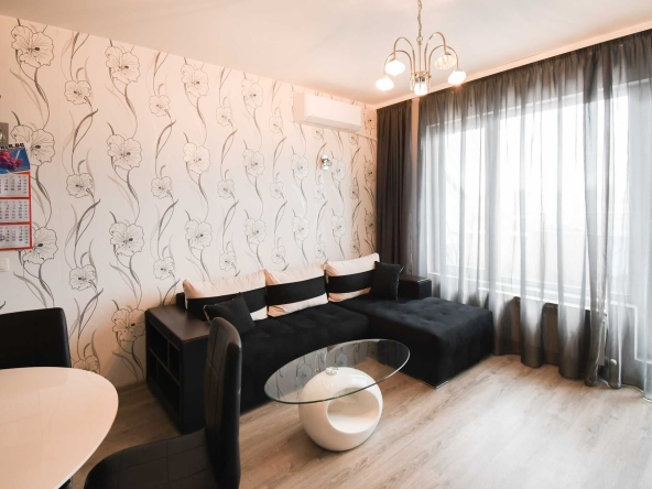 Дава се под наем Двустаен апартамент в София, Витоша - 65 кв.м за 361.08 € - Снимка #1