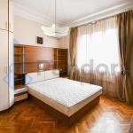 Дава се под наем Четиристаен апартамент в София, Център - 140 кв.м за 612 € - Снимка #1