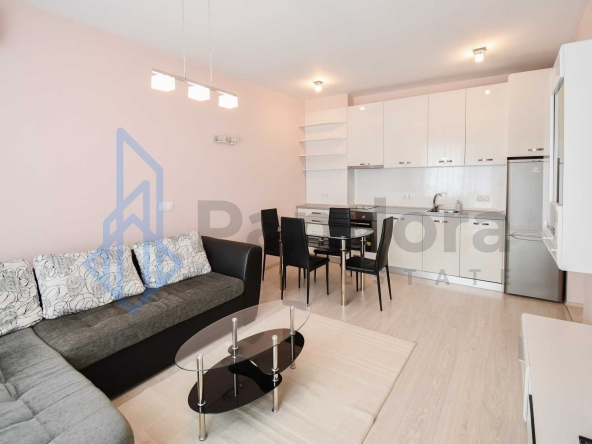 Дава се под наем Двустаен апартамент в София, Център - 50 кв.м за 618.12 € - Снимка #1