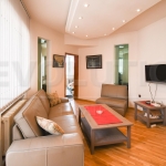 Тристаен апартамент в София, Медицинска академия - 98 кв.м за 3164 €/кв.м - Снимка #1