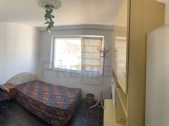 Дава се под наем Тристаен апартамент в Варна, Кайсиева градина - 97 кв.м за 408 € - Снимка #1