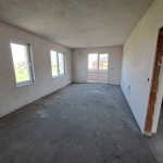 Тристаен апартамент в Асеновград - 92 кв.м за 615 €/кв.м - Снимка #1