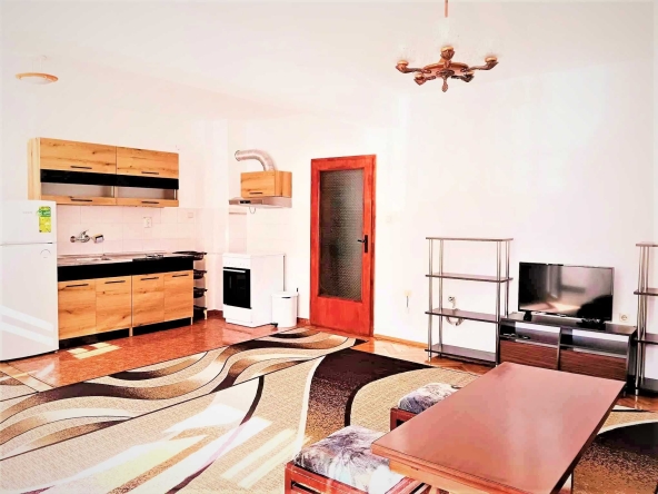 Дава се под наем Тристаен апартамент в София, Манастирски ливади - 110 кв.м за 612 € - Снимка #1