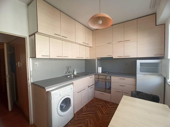 Дава се под наем Тристаен апартамент в Пловдив, Христо Смирненски - 68 кв.м за 433.5 € - Снимка #1