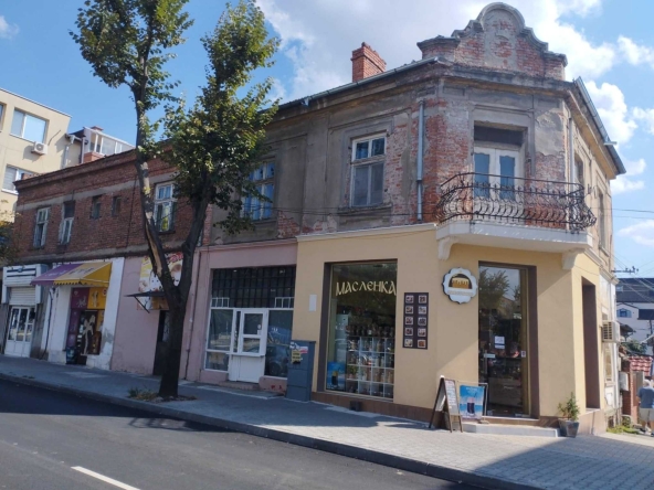 Етаж от къща в Ямбол, Център - 92 кв.м за 616 €/кв.м - Снимка #1