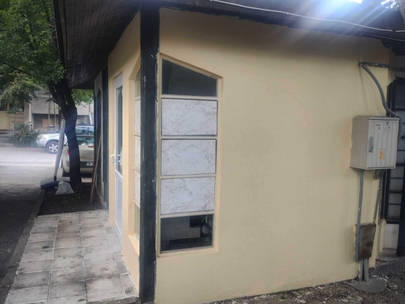 Офис в Варна, Младост 2 - 10 кв.м за 1550 €/кв.м - Снимка #1