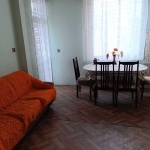 Дава се под наем Тристаен апартамент в Велико Търново, Колю Фичето - 80 кв.м за 280.5 € - Снимка #1