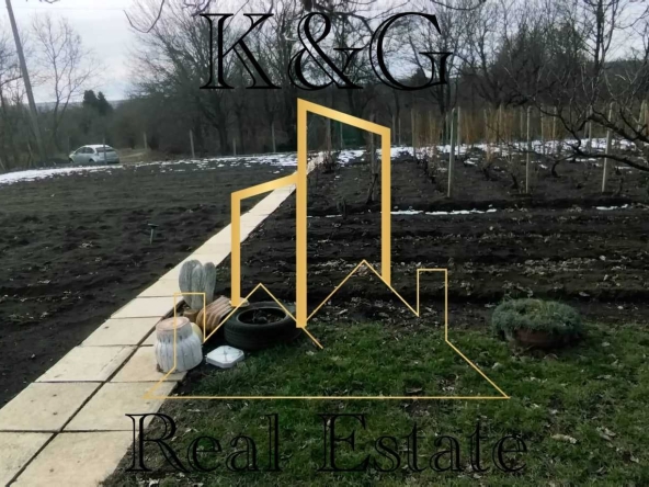 Парцел в Разград, Промишлена зона - Изток - 2000 кв.м за 51 €/кв.м - Снимка #1