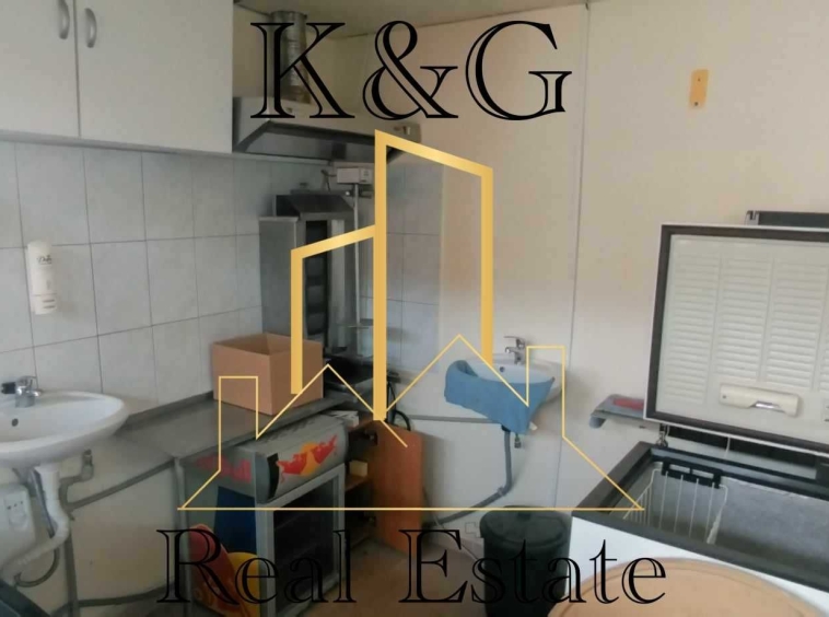 Магазин в Разград, Център - 12 кв.м за 1250 €/кв.м - Снимка #1