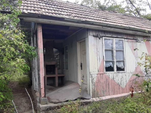 Къща в Търговище, Вилна зона - 35 кв.м за 263 €/кв.м - Снимка #1