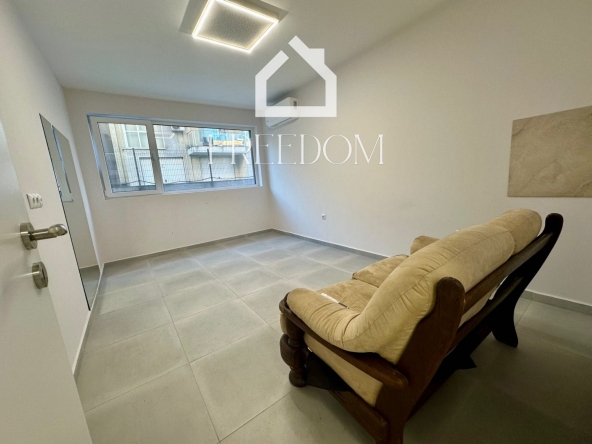 Двустаен апартамент в Варна, ХЕИ - 49 кв.м за 1249 €/кв.м - Снимка #1