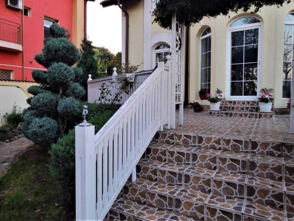 Къща в Бургас, Ветрен - 338 кв.м за 629 €/кв.м - Снимка #1