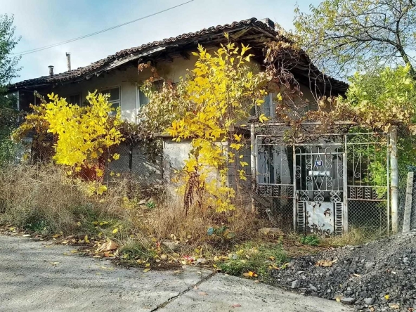 Къща в Търговище, Боровец - 150 кв.м за 0 €/кв.м - Снимка #1