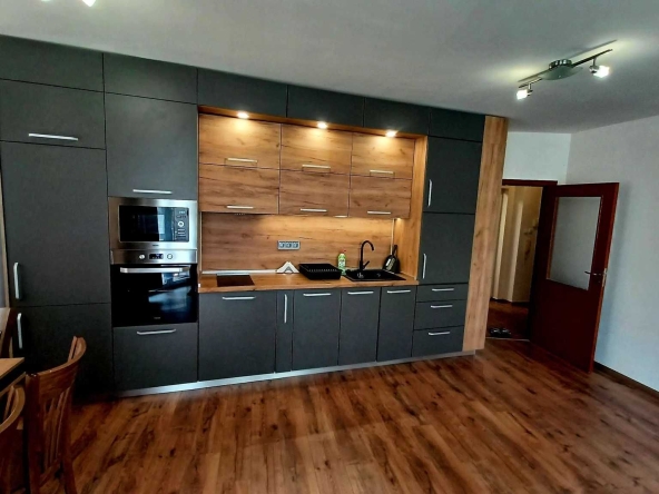 Дава се под наем Двустаен апартамент в София, Иван Вазов - 78 кв.м за 797.64 € - Снимка #1