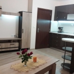 Дава се под наем Двустаен апартамент в Пловдив, Кючук Париж - 72 кв.м за 306 € - Снимка #1