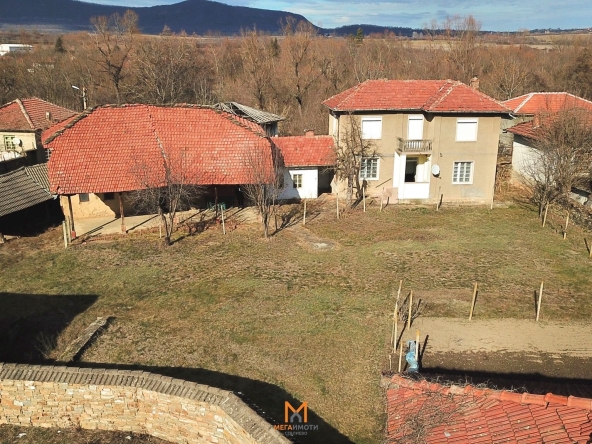 Къща в с. Душево, Област Габрово - 120 кв.м за 294 €/кв.м - Снимка #1