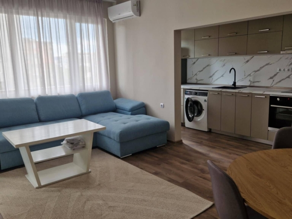 Тристаен апартамент в Варна, Колхозен пазар - 83 кв.м за 3073 €/кв.м - Снимка #1
