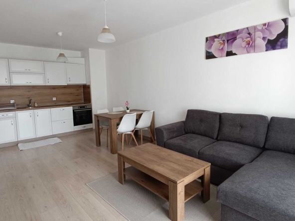 Дава се под наем Двустаен апартамент в София, Свобода - 65 кв.м за 484.5 € - Снимка #1