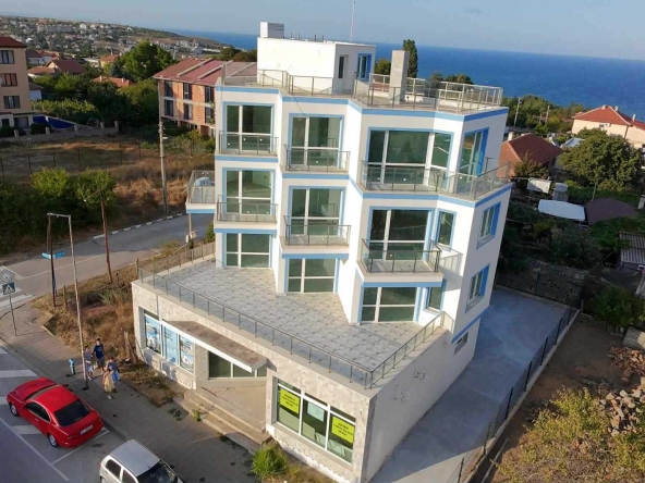 Двустаен апартамент в Варна, Център - 80 кв.м за 1300 €/кв.м - Снимка #1