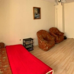 Дава се под наем Едностаен апартамент в Бургас, Меден рудник - зона В - 45 кв.м за 204 € - Снимка #1