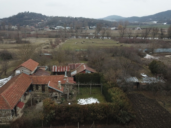 Къща в Севлиево - 182 кв.м за 449 €/кв.м - Снимка #1