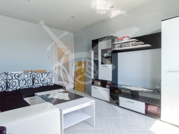 Двустаен апартамент в Варна, Младост 2 - 70 кв.м за 984 €/кв.м - Снимка #1
