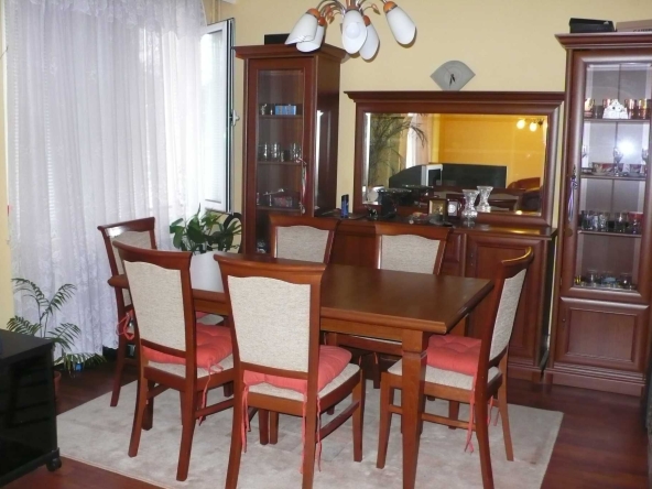 Етаж от къща в Банкя - 67 кв.м за 2329 €/кв.м - Снимка #1