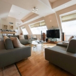 Дава се под наем Тристаен апартамент в София, Лозенец - 120 кв.м за 448.8 € - Снимка #1