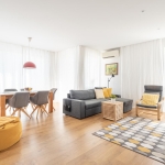 Дава се под наем Тристаен апартамент в София, Дружба 1 - 110 кв.м за 950 € - Снимка #1